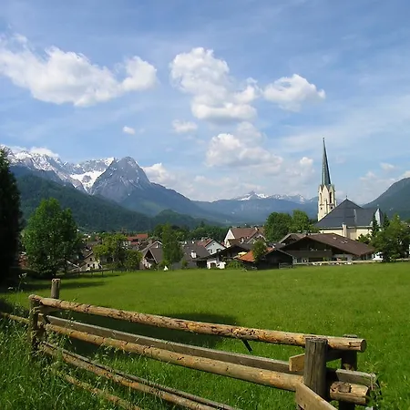 Alpin - Partenkirchen Apartamento *